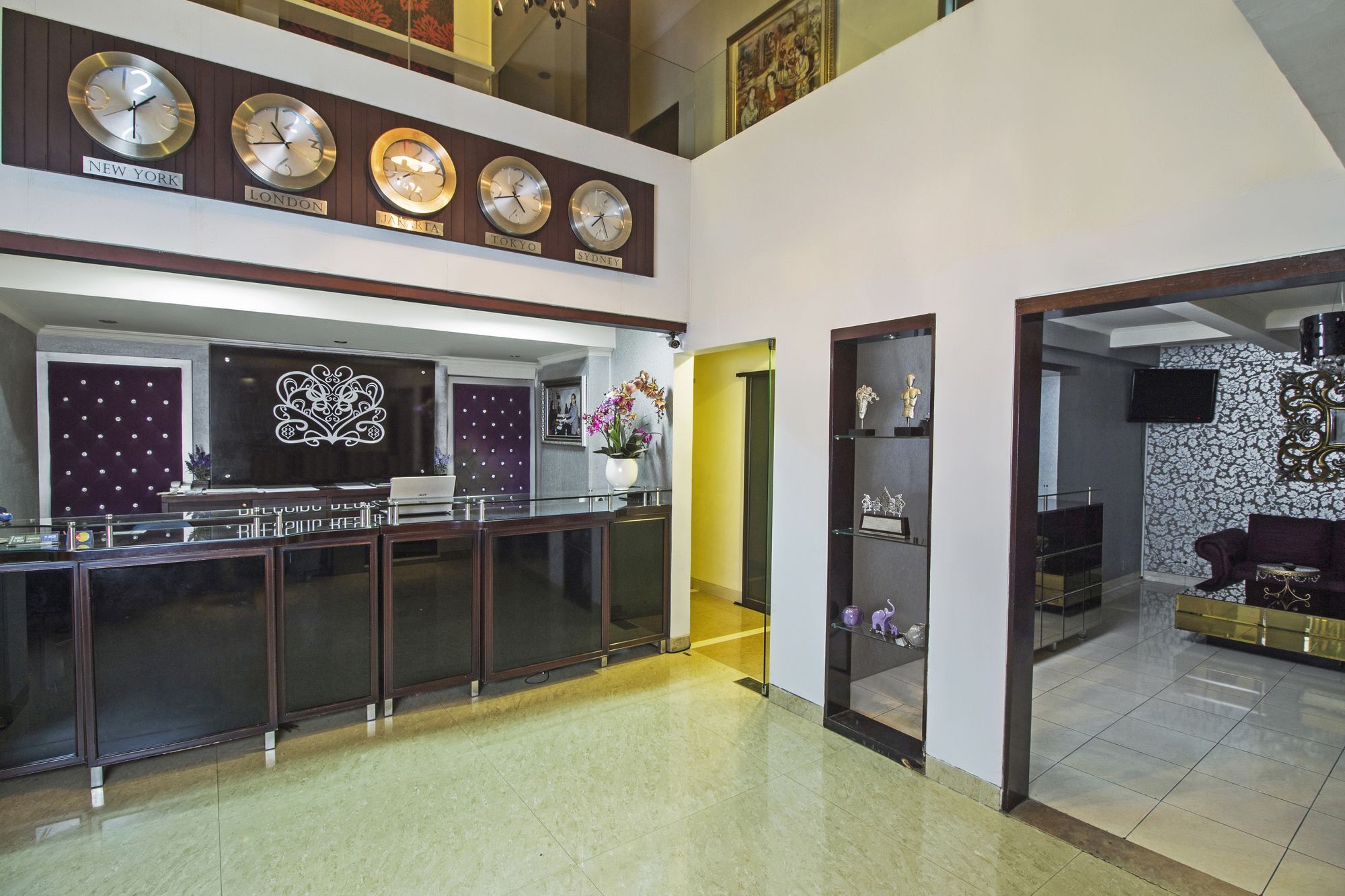Reddoorz Plus @ Karet Setiabudi Jakarta Exterior foto